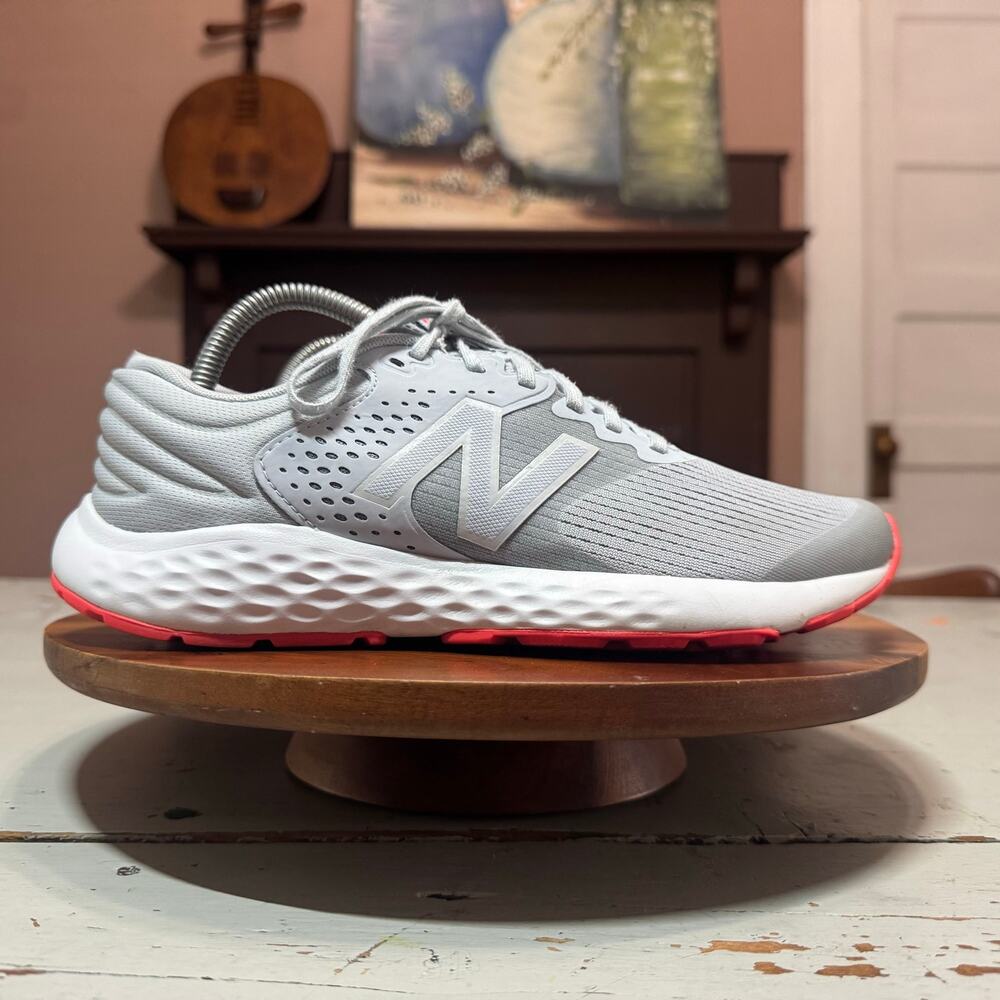 New Balance 520v7 Womens Size 9.5 Gray Sneaker Shoes